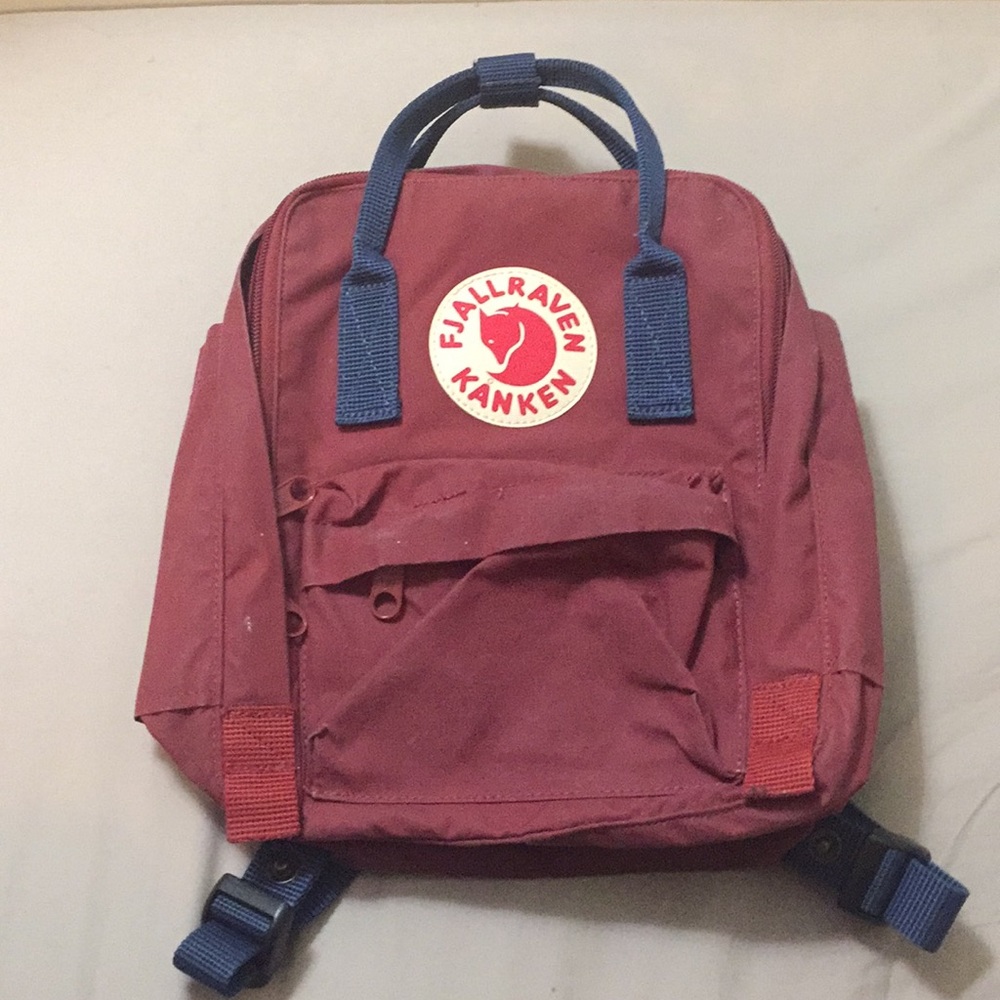 Fjallraven Kanken Mini Backpack